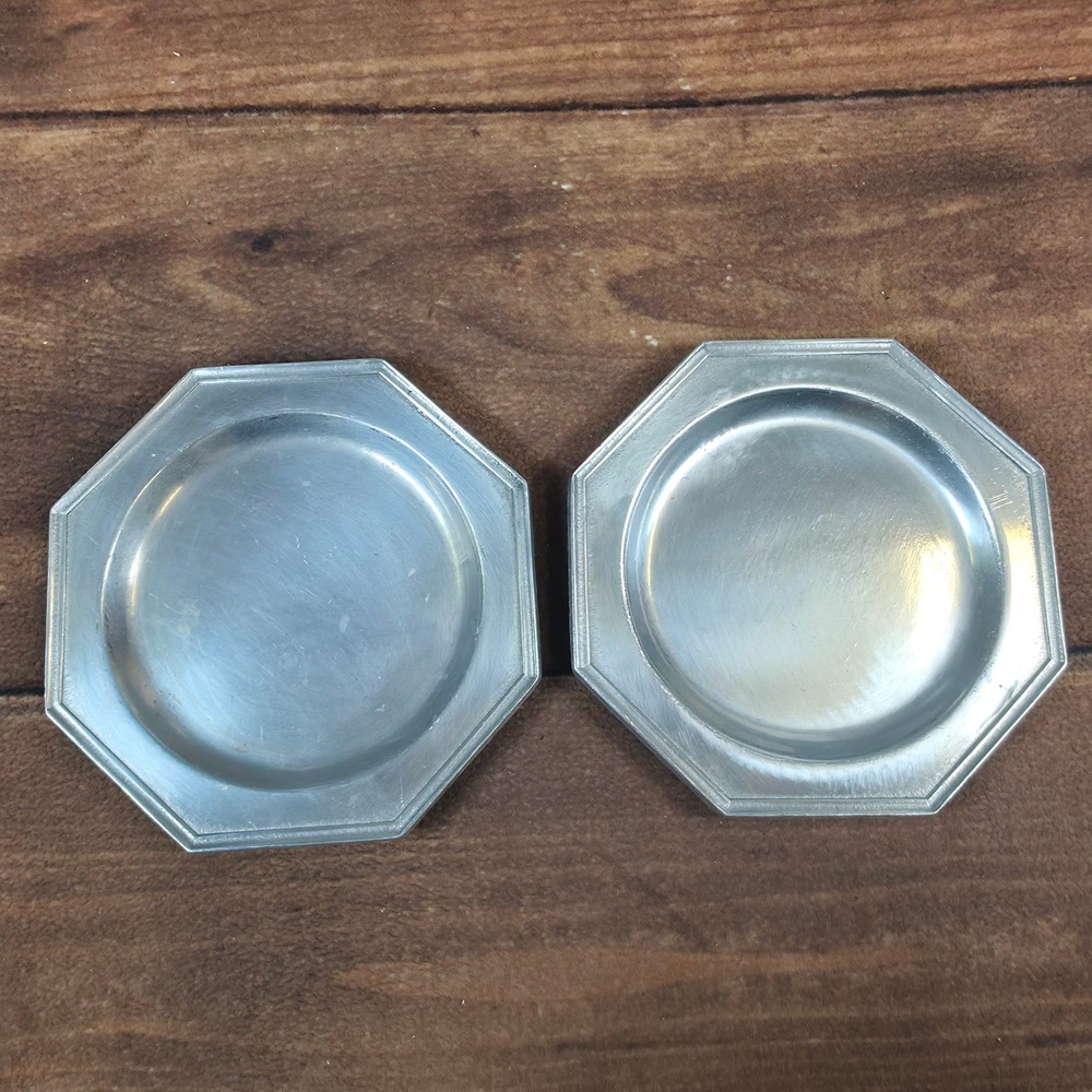 Wilton Armetale Octagonal Plates Set of 2 Silver Good 6 Inch Bread Butter Metal